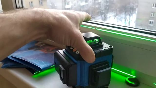 Китайский 4D лазерный уровень с кривыми настройками.