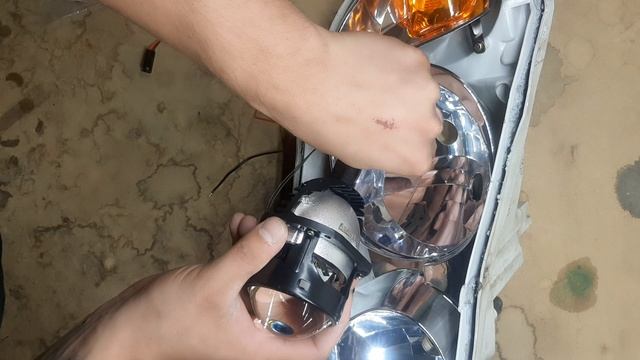 Как установить светодиодные линзы в фары ниссан максима а33