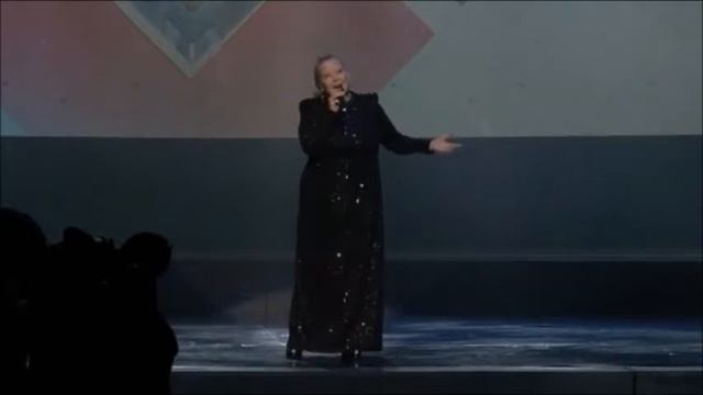 Белой акации гроздья душистые, Сенчина Людмила