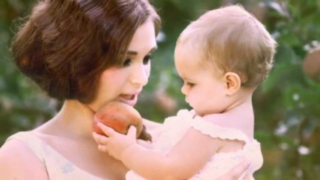 Родители. Красивые. Трогательные мамы и дети !!! Смотреть самые красивые про маму. Любовь. Видео.