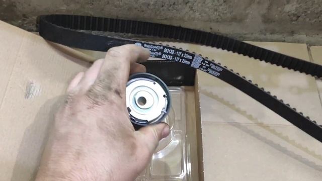 LADA LARGUS с двигателем 21129 замена ГРМ и помпы на 81000 км.