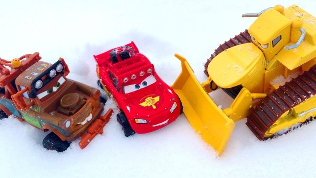 Тачки Молния Маквин Мэтр Снег Бездорожье Мультики про Машинки Cars Lightning McQueen