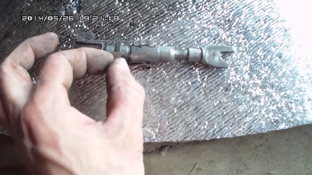 Замена задних тормозных колодок на Ford Fusion