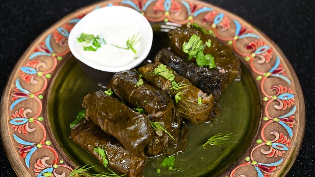Толма. Салат из груши с овечьим сыром