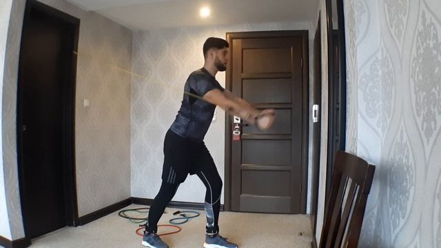 Зарядка с эспандером на 15 минут.