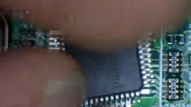 Ремонт телевизора Samsung UE40EH5000W - Не включается