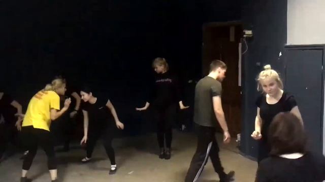 Мы сказочно богаты.