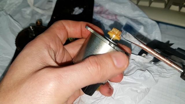 Что будет если смазывать пластиковые шестерни ЛИТОЛОМ и подобными ему смазками