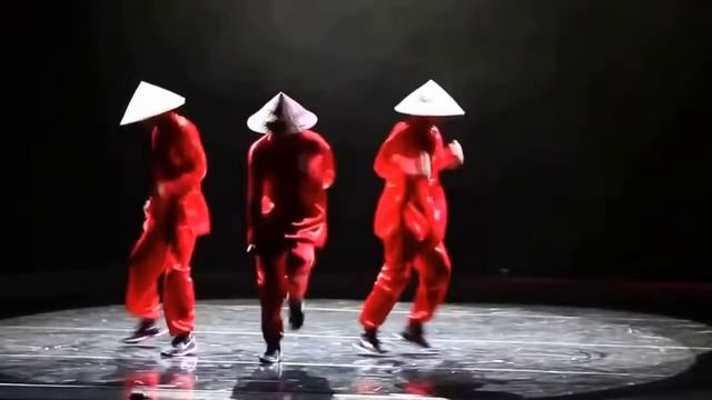 Современные танцы, Очень красивый современный танец