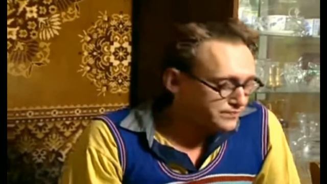 Прапорщик Задов на даче.