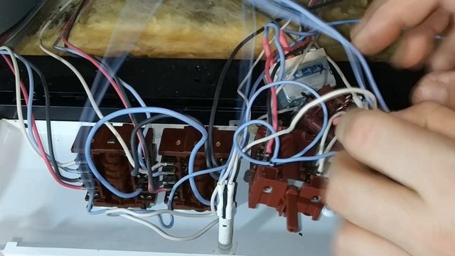 Ремонт духовки Ремонт электроплиты HANSA FCEW53000 820405