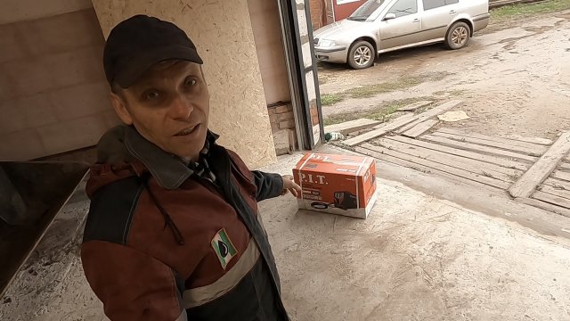 Бюджетный полуавтомат P.I.T. /ЦЕНА /Сварка без газа/Порошковая проволока/Пробуем варить#сварка