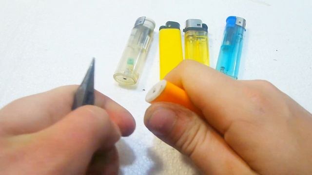 как заправить зажигалку ЛЮБУЮ как заправить крикет Cricket , bic, how to refuel a lighter