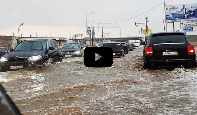 Экстремальные дожди затопили Волгоград #Volgograd #heavyrain #flood
