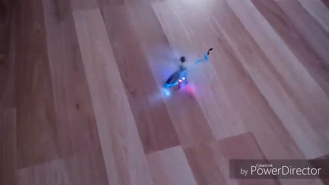 Вертолёт на пульте управлении, первый запуск | Helicopter nv control panel