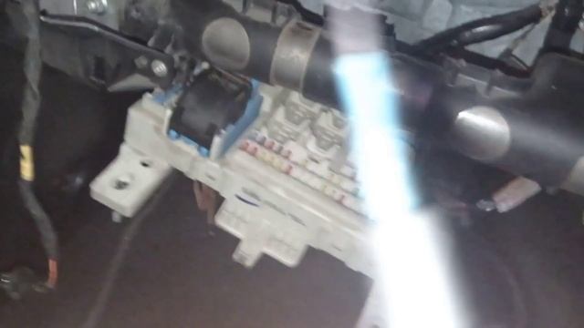 Мазда 3 не работает вентилятор печки