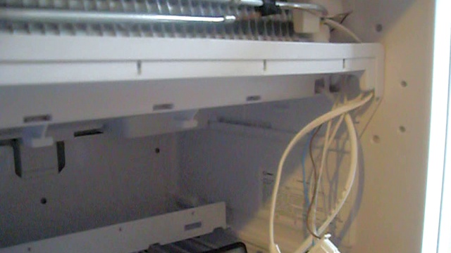 Ремонт холодильника (морозильной камеры) No Frost