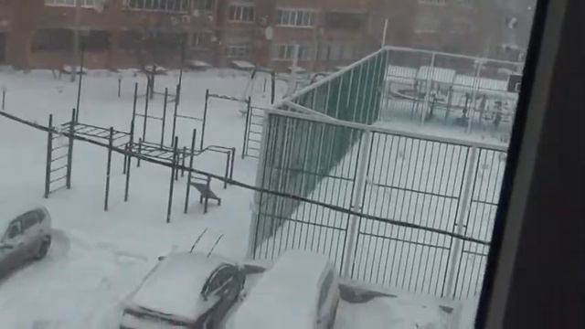 Такого снега в марте Ростов ещё не видел