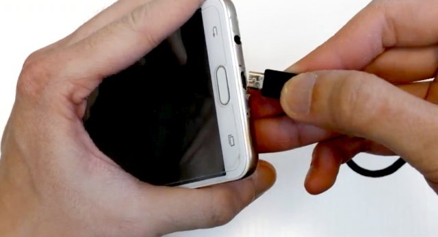 Что делать, есть usb-разъём расшатался: 4 рабочих лайфхака, о которых мало кто знает