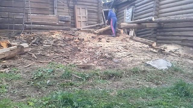 Демонтаж старого дома видео №4