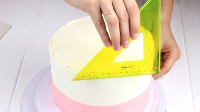 КАК БЕЗ ИНСТРУМЕНТОВ УКРАСИТЬ ТОРТ. Украшение торта без магазинных приспособлений. Торт с потеками