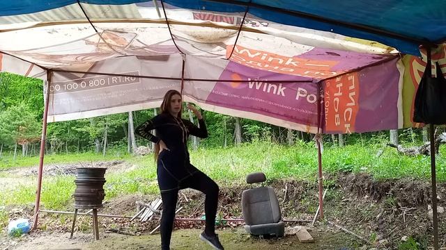 Macarena dance/ ( в конце танец)