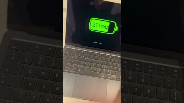 MacBook #дубай #путешествия #dubai #uae