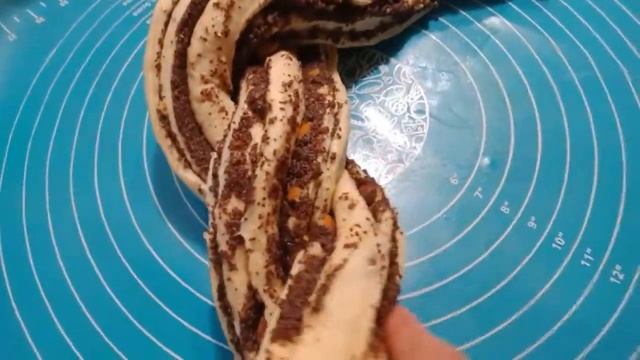 плетенка с маком / косичка с маком