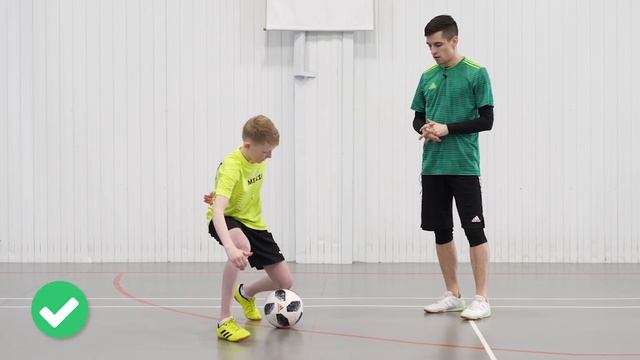 КРАСИВАЯ КОМБИНАЦИЯ ФИНТОВ в стиле ФУТХАКЕРА / Обучение Grounmoves #5 | СТРИТ ФУТБОЛ, ПАННА