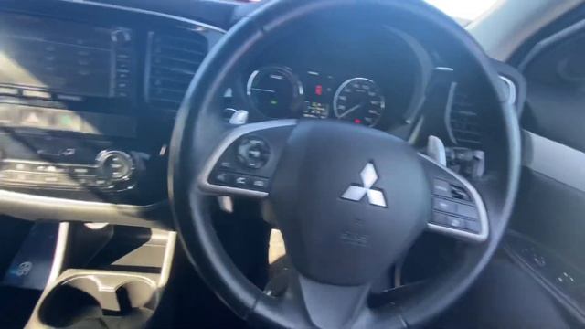 Идеальный гибридный кроссовер Mitsubishi Outlander HYBRID (2.0 л.) 2013 год, PHEV?? Аукц. оценка -4