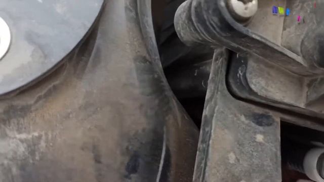 замена лампы ДХО на Гранте