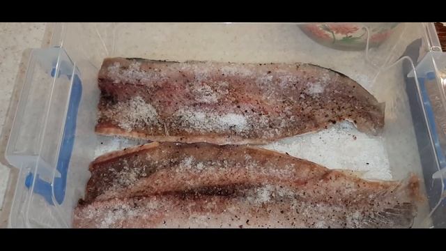 КАК ЗАВЯЛИТЬ СЕЛЕДКУ. ОЧЕНЬ ВКУСНАЯ ВЯЛЕНАЯ СЕЛЬДЬ.