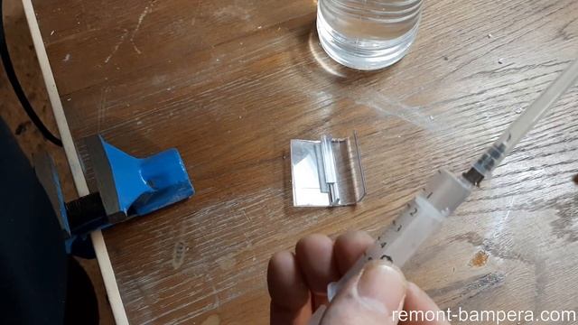 Клеим пластик намертво. PS (полистирол).