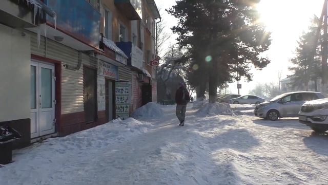 В город Мыски