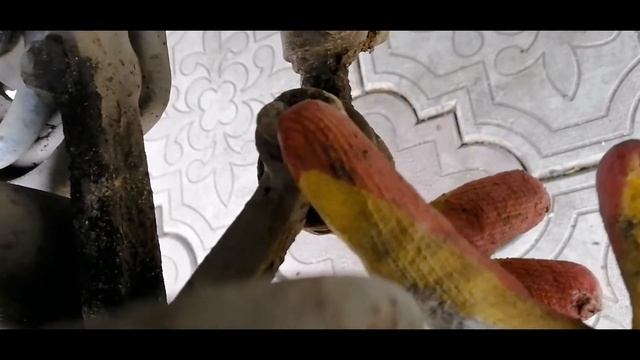 Замена наконечников рулевой трапеции газ 24, 2410 ,3102, 3110 31105