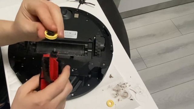 ЧИСТКА ЩËТКИ, ДАТЧИКОВ, СЕНСОРОВ РОБОТА-ПЫЛЕСОСА ROBOROCK S5 MAX. КАК ОЧИСТИТЬ ПРАВИЛЬНО