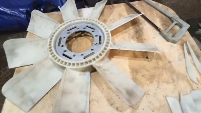 Собираю лодку на воздушной подушке своими руками.