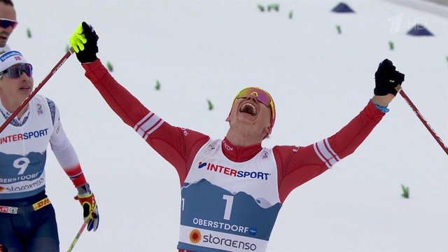 Александр Большунов победил в скиатлоне на чемпион...мира, оставив за спиной сразу пятерых норвежцев
