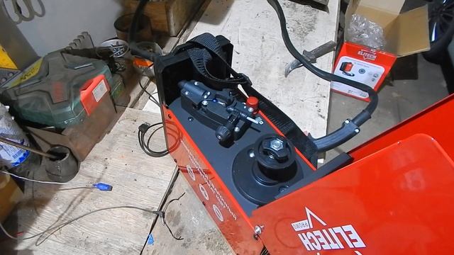 самый дешёвый сварочный полуавтомат 3 в 1 миг, маг, мма. ELITECH ИС 160 ПРОМО. тест обзор + цена.