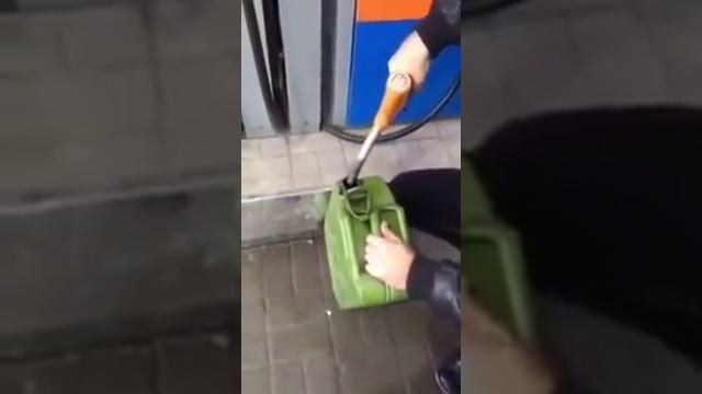 Проверка октанового числа бензина G-drive 95 на азс Газпром нефть