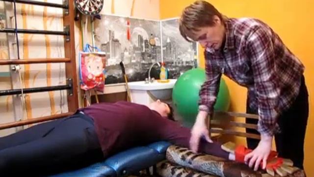 Лечение положением после инсульта. Рука.mp4