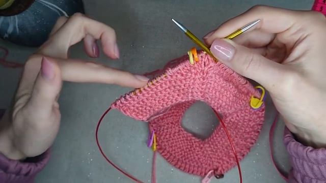 Детская кофта спицами, регланом сверху. 3-6месецев, 68 размер.