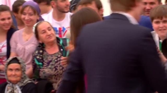 Ловзар Арби и Ларисы 8 Мая 2011 (8)