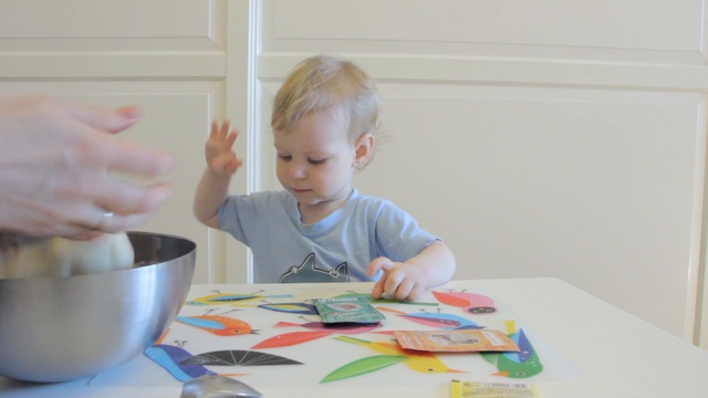 Лепка из теста. Развивающие занятия для малышей: лепка с детьми из самодельного теста