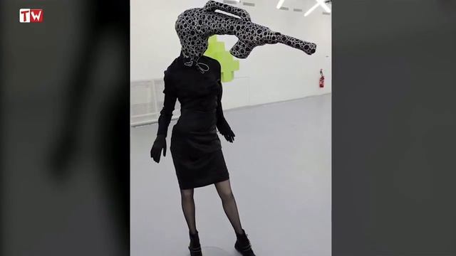 Мир сходить с ума