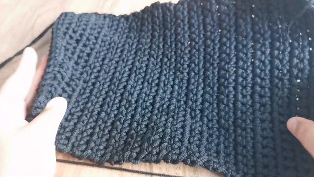 Сумка клатч крючком из полиэфирного шнура.