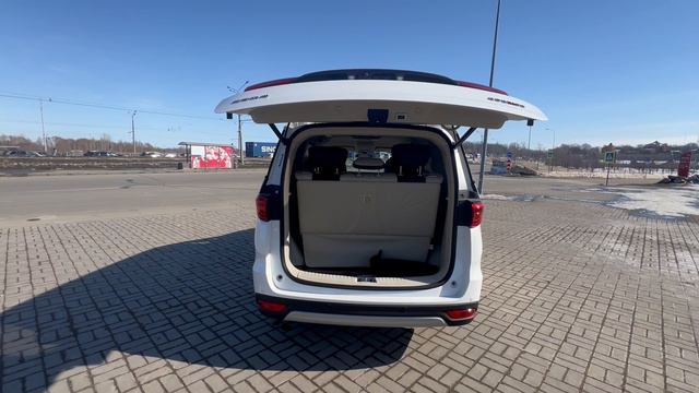 Минивэн Changan cosmos