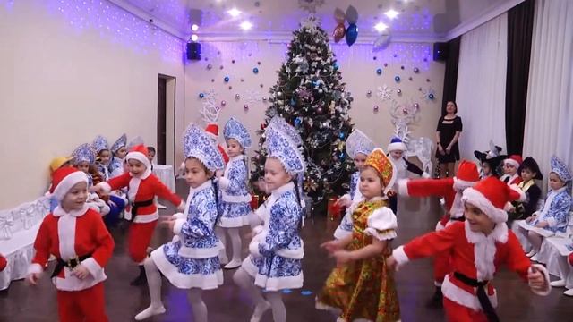 Песня" Новый год" исп. группа KIDSTARы