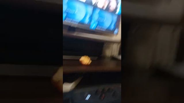 показываю как подключить колонку JBL к телевизору