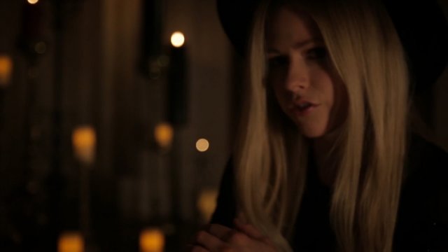 Avril Lavigne - Give You What You Like 